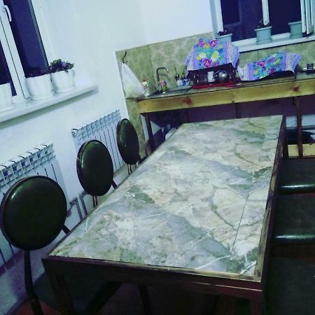 Saima Guest House Ош Екстер'єр фото