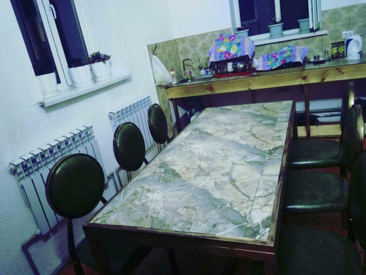 Saima Guest House Ош Екстер'єр фото