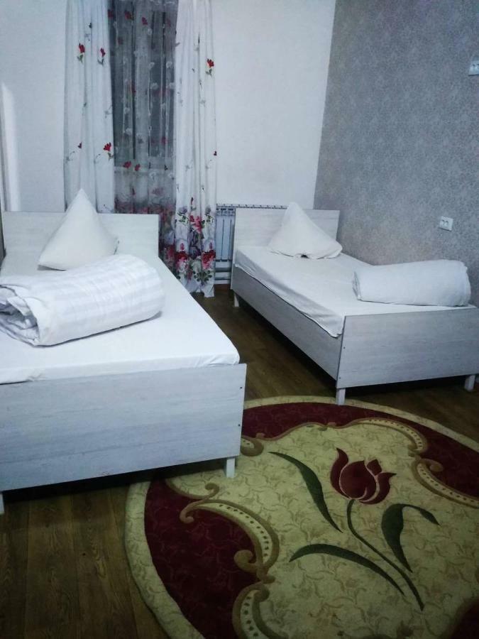 Saima Guest House Ош Екстер'єр фото