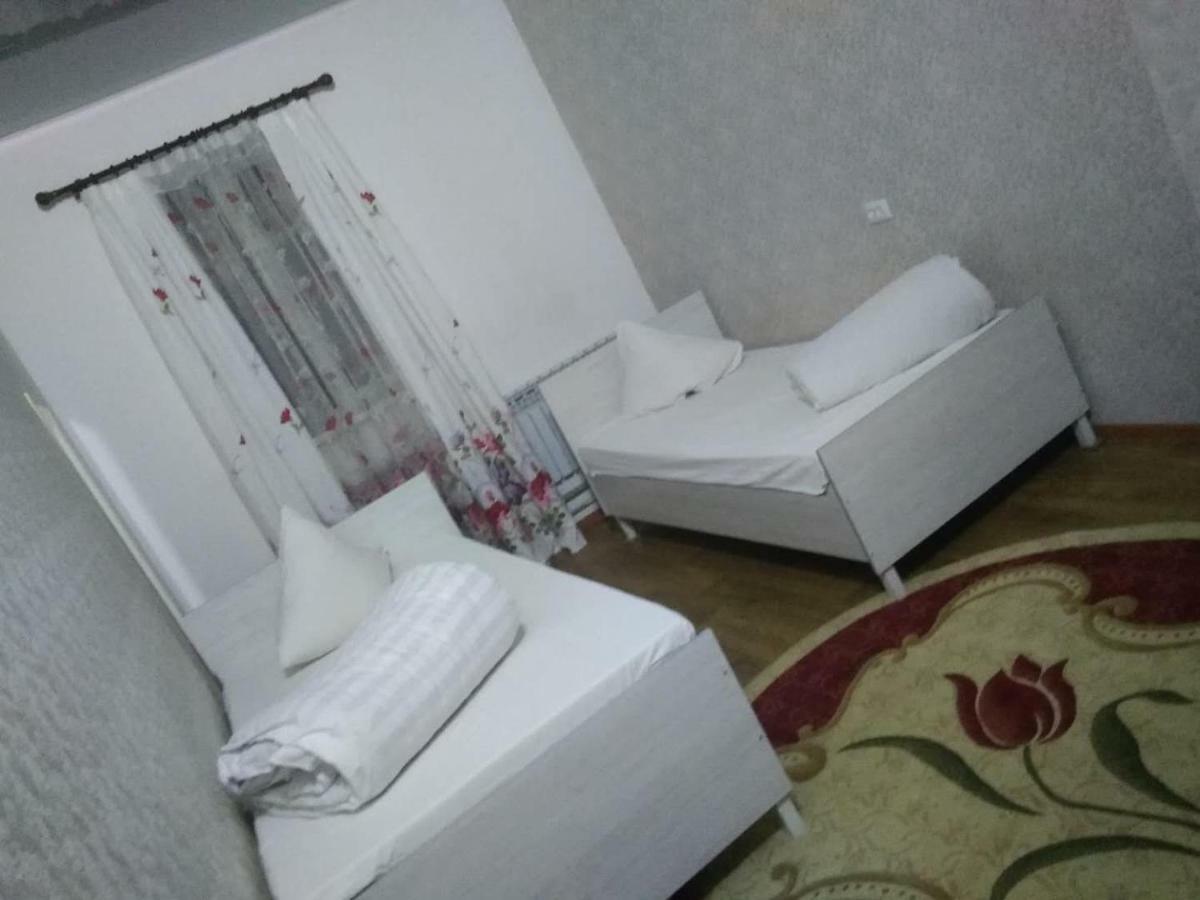 Saima Guest House Ош Екстер'єр фото